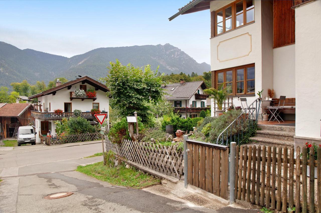 Ferienwohnung Zugspitznest 그라이나우 외부 사진