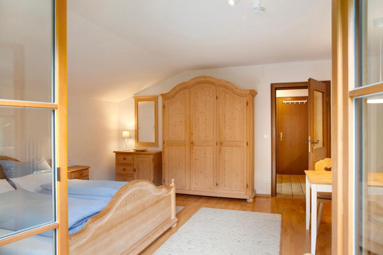 Ferienwohnung Zugspitznest 그라이나우 외부 사진
